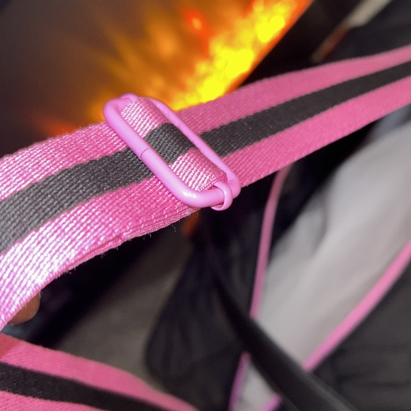 Betsey Johnson Weekender - Picture 11 of 11